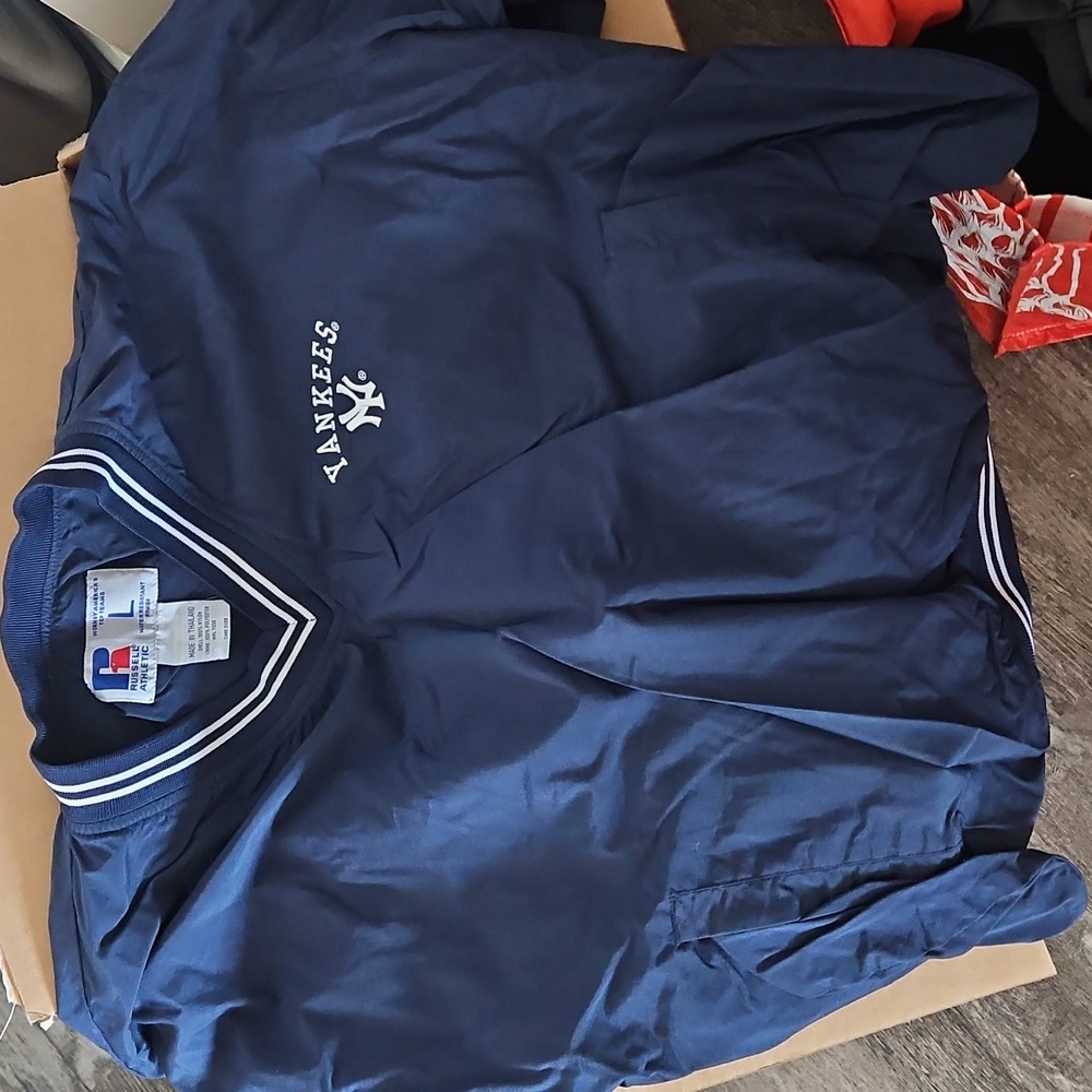 Vintage New York Yankees Russell Athletic Pullover Jacket L MLB Water Resistant